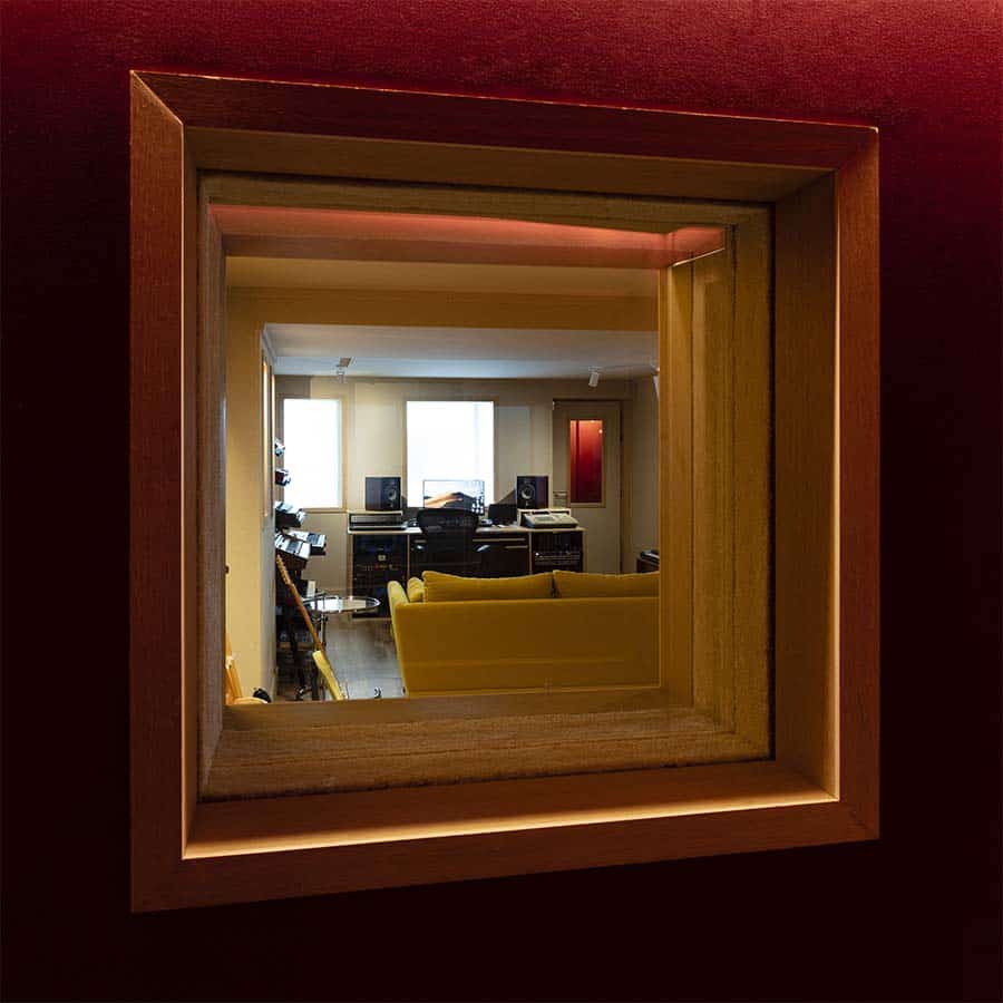 cabine d enregistrement studio auteur et compositeur chanteur interprete location louer studio d enregistrement musique paris studio des murmures enregistrement paris 11